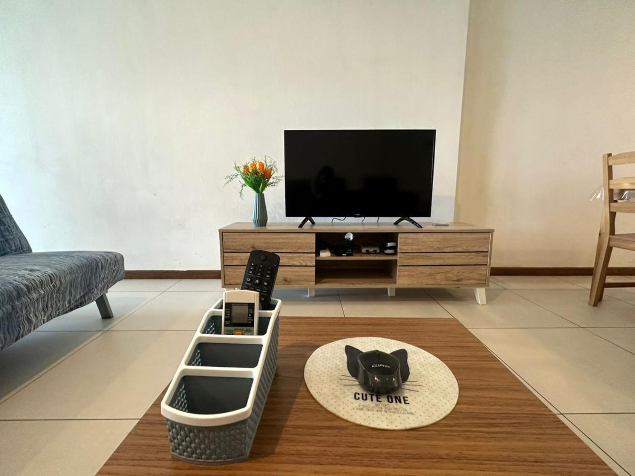 Landmark Stunning High Floor Coast View Studio #Netflix #Fast Wifi Tanjung Tokong Buitenkant foto